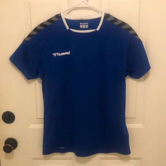 Hummel NEW Womens Workout Cycling Soccer Short Sleeve Shirt Size SMALL - Picture 2 of 7